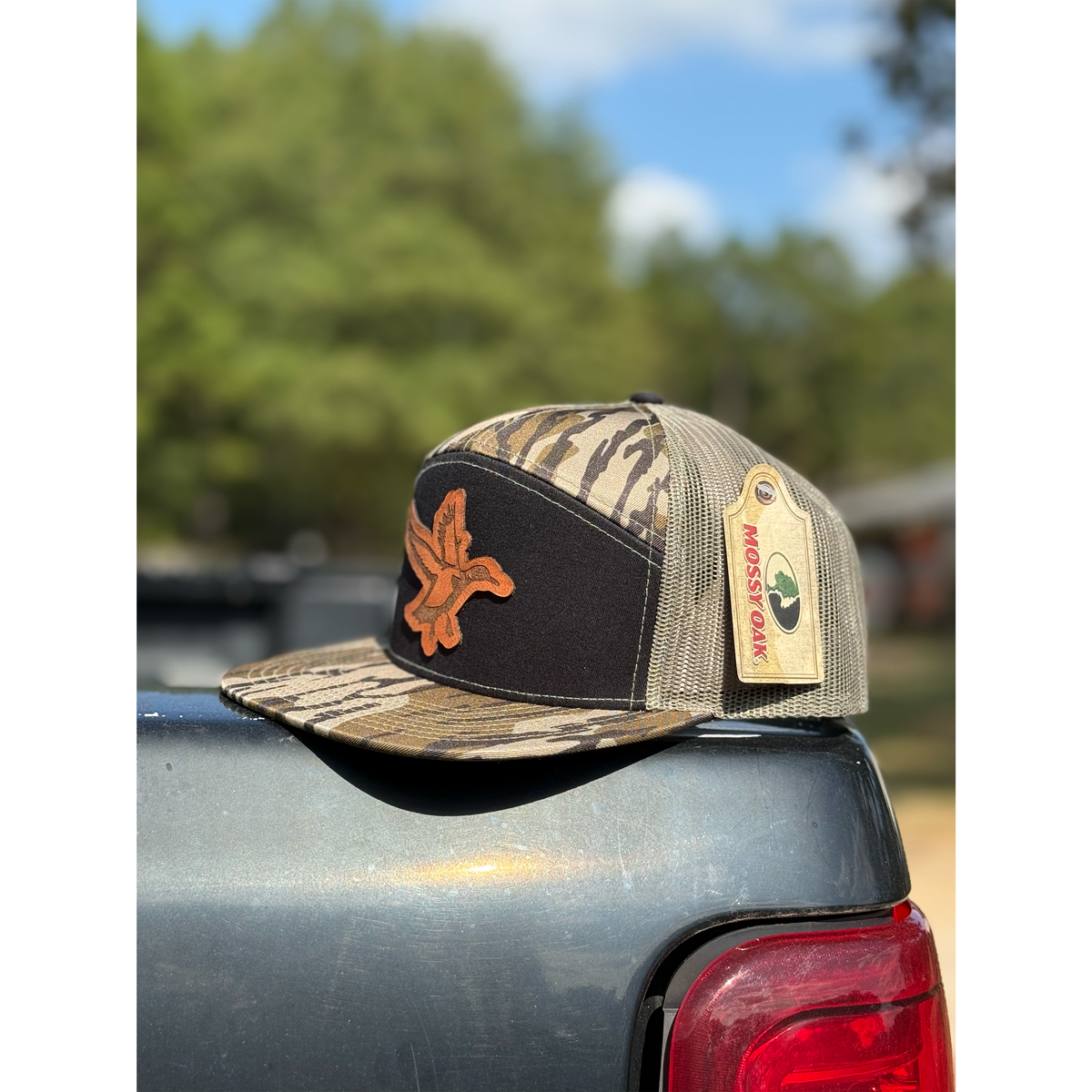 Flying Duck Leather Patch Hat (black/mossy oak)